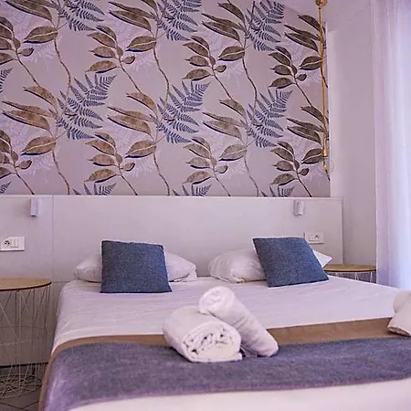 Hotel Prea Gianca 3*